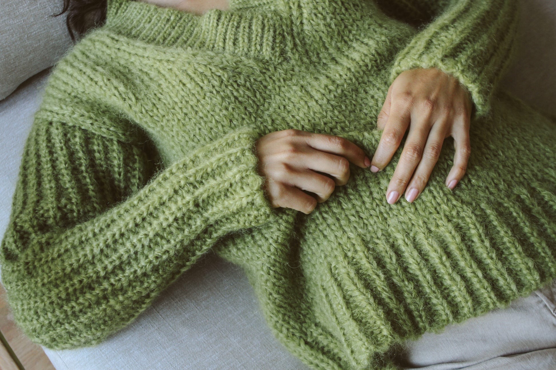 Dede Chunky V-Neck Knit - Algae